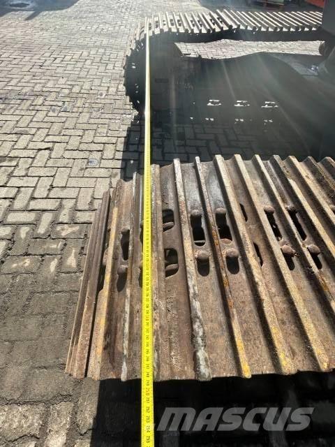 Hitachi ZX 130 履帶式 挖土機/掘鑿機/挖掘機