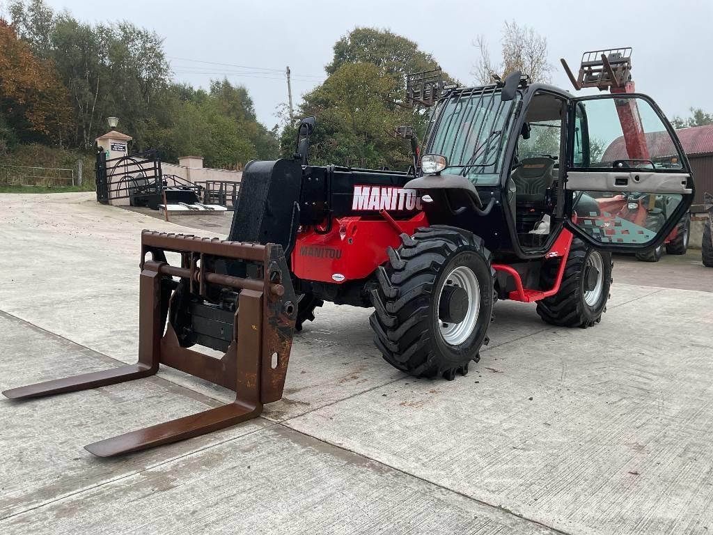 Manitou MHT 860 L 伸縮臂操作車