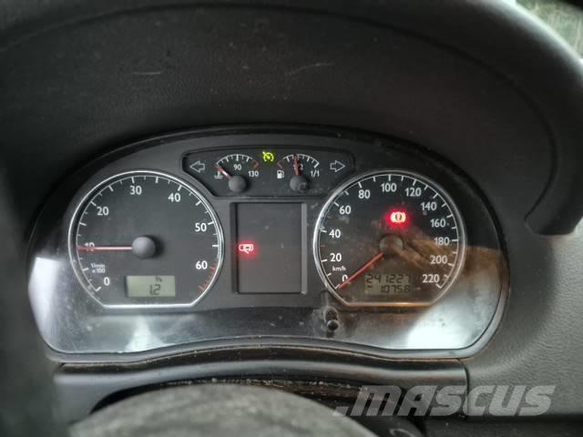 Volkswagen Polo 汽車