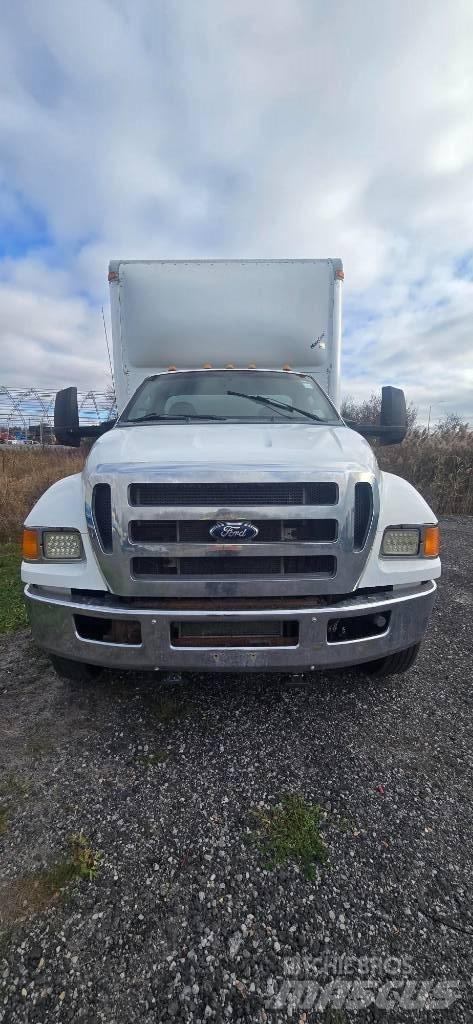 Ford F 650 貨箱式卡車