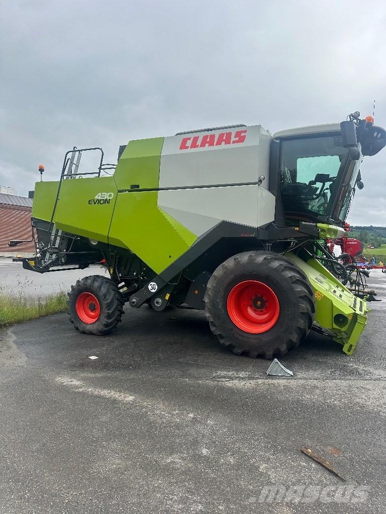 CLAAS Evion 430 聯合收穫機