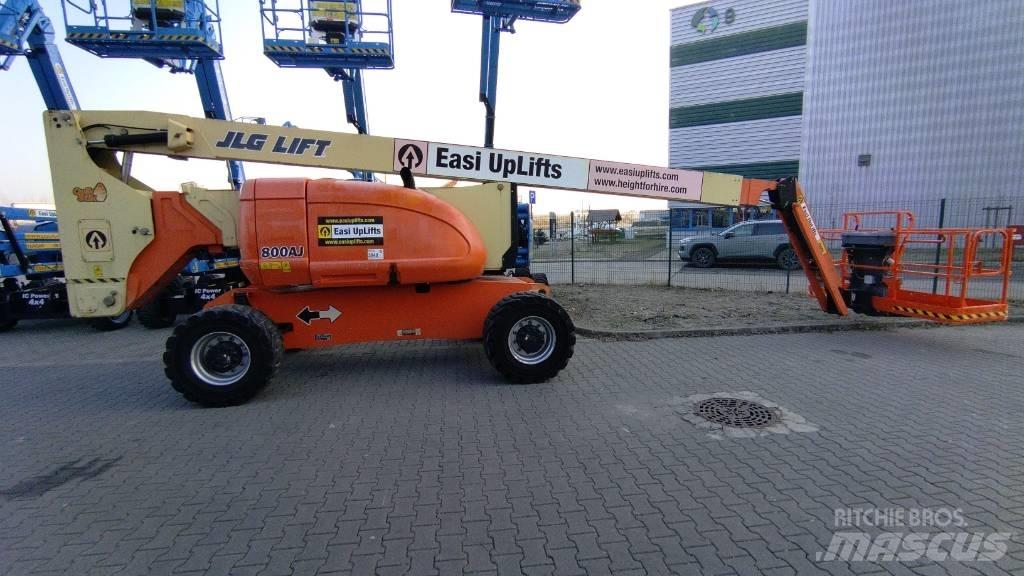 JLG 800 AJ 曲臂高空作業車