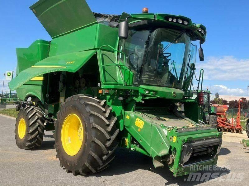 John Deere S770 聯合收穫機