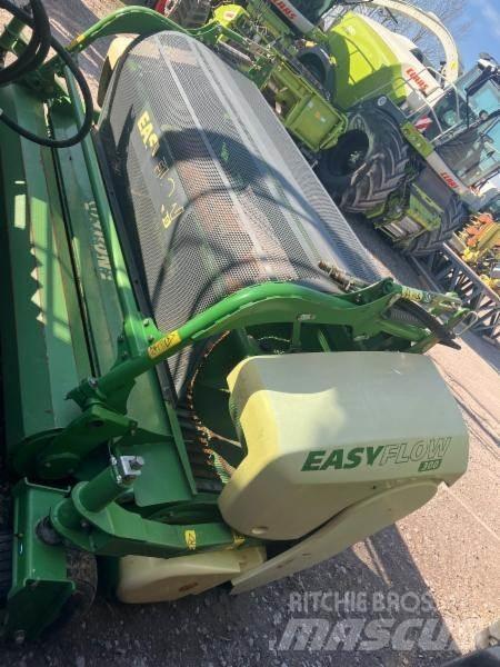 Krone BIG X 700 自走式飼料採集機