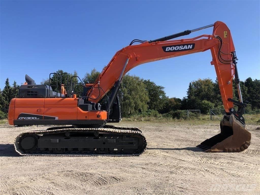 Doosan dx300 履帶式 挖土機/掘鑿機/挖掘機