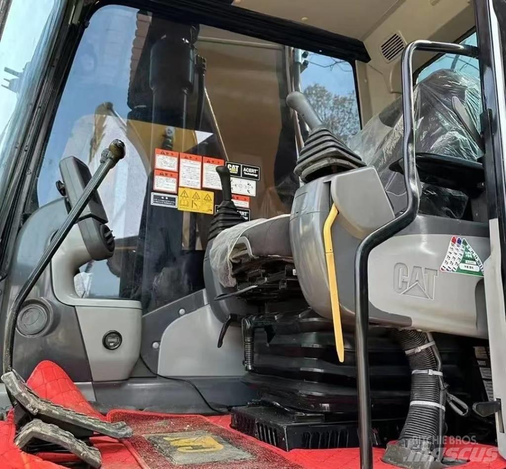 CAT 320 D 履帶式 挖土機/掘鑿機/挖掘機