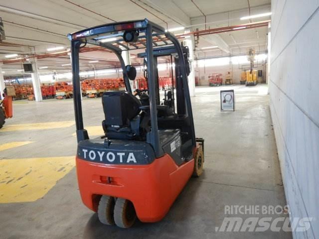 Toyota 8FBEK16T 電動堆高機