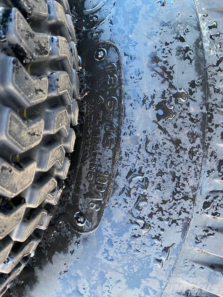 Kubota Welded Wheels 輪胎、車輪和輪圈