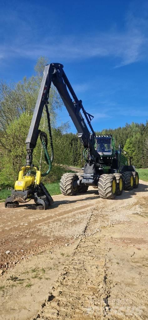 John Deere 1270 G 收穫機