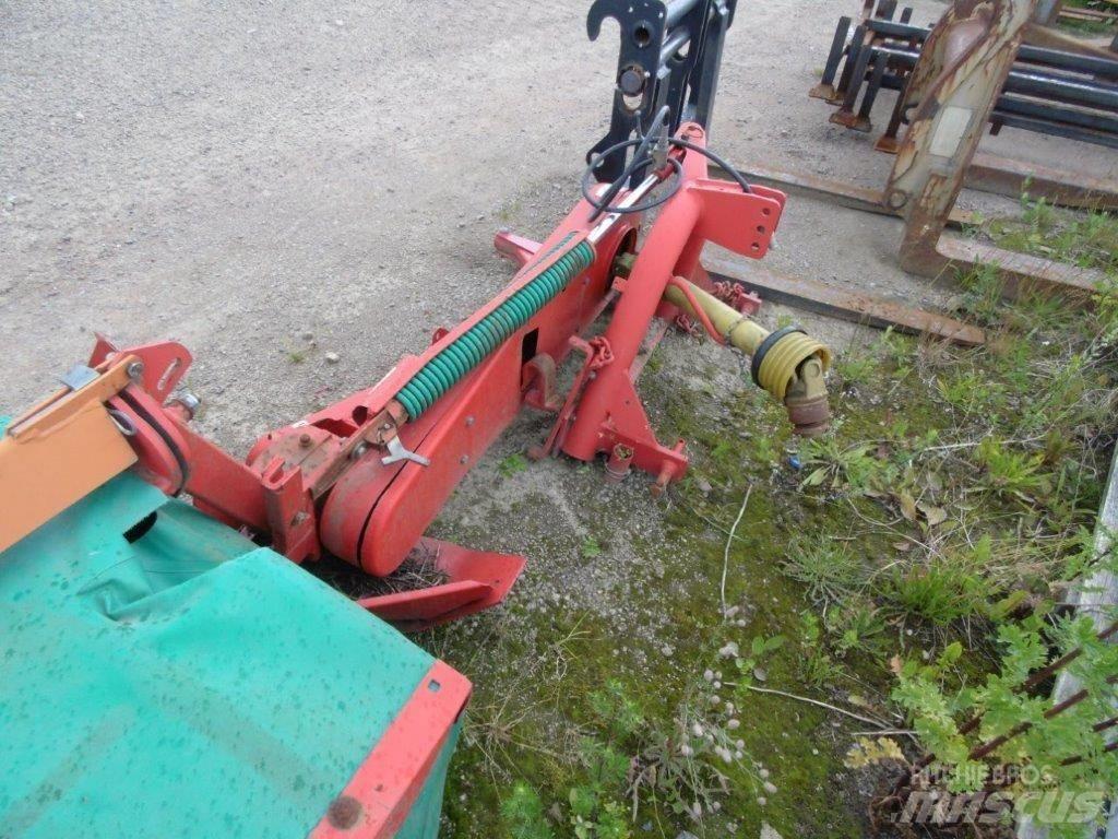  Slåtterkross taaru 割草調節裝置