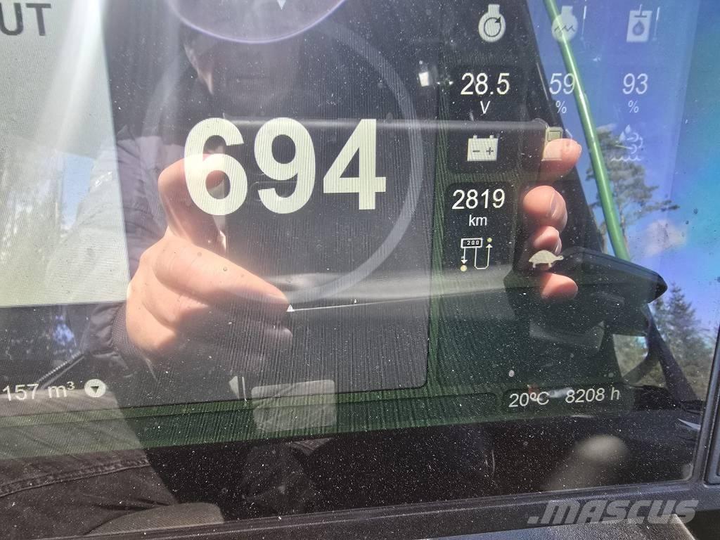 John Deere 1270G 收穫機