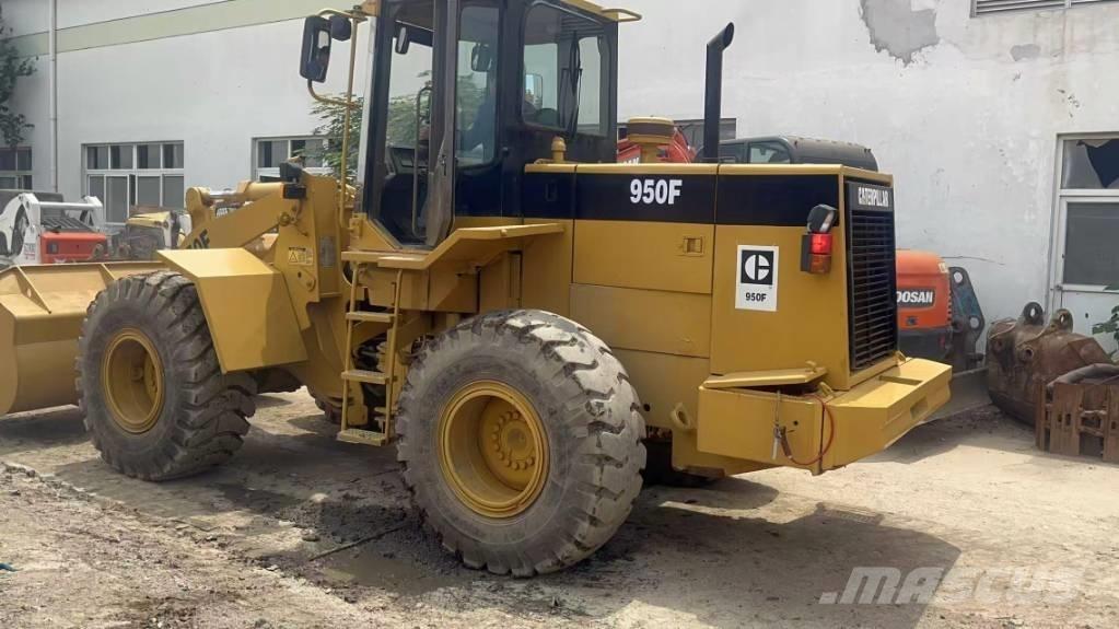 CAT 950 F 輪胎式裝載機