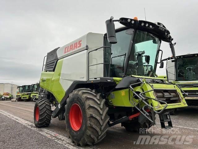 CLAAS TRION 750 聯合收穫機