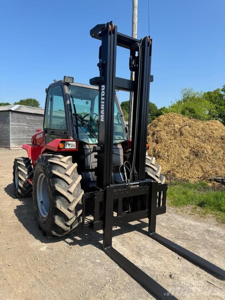 Manitou M 26.4 越野車