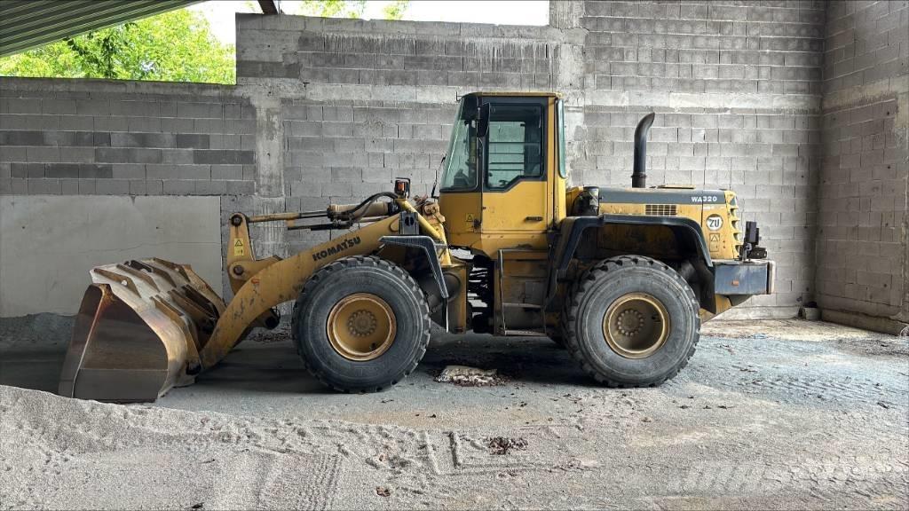 Komatsu WA 320-3H 輪胎式裝載機