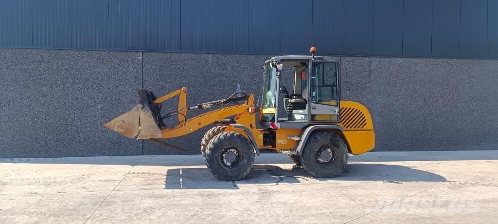 Terex TL 80 輪胎式裝載機