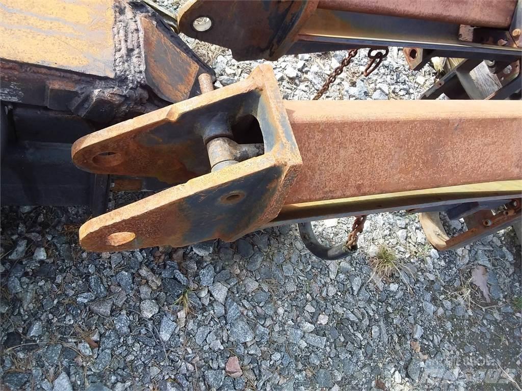 CAT 2200 收穫起重機
