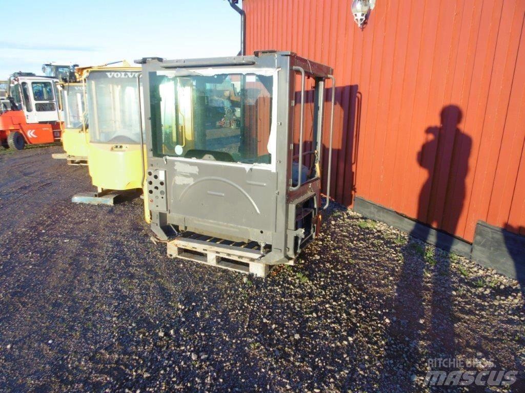 Hytt Volvo L60F 駕駛室與內部