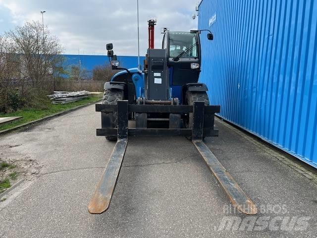 Manitou MHT 10130 伸縮臂操作車
