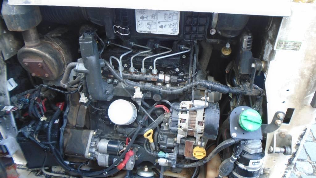 Bobcat T 590 滑移轉向裝載機
