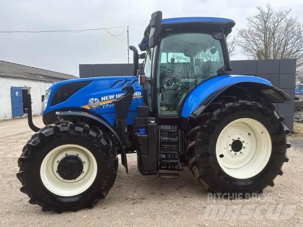 New Holland T7.210 曳引機