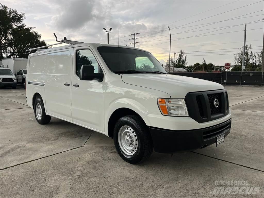 Nissan NV 車廂