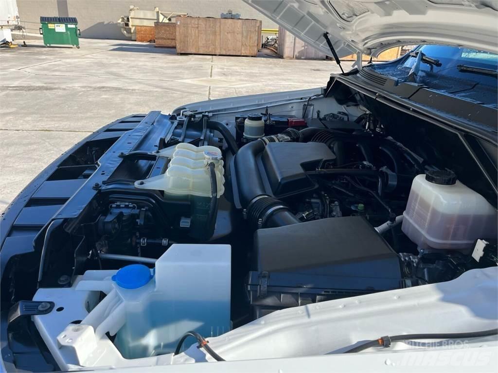 Nissan NV 車廂