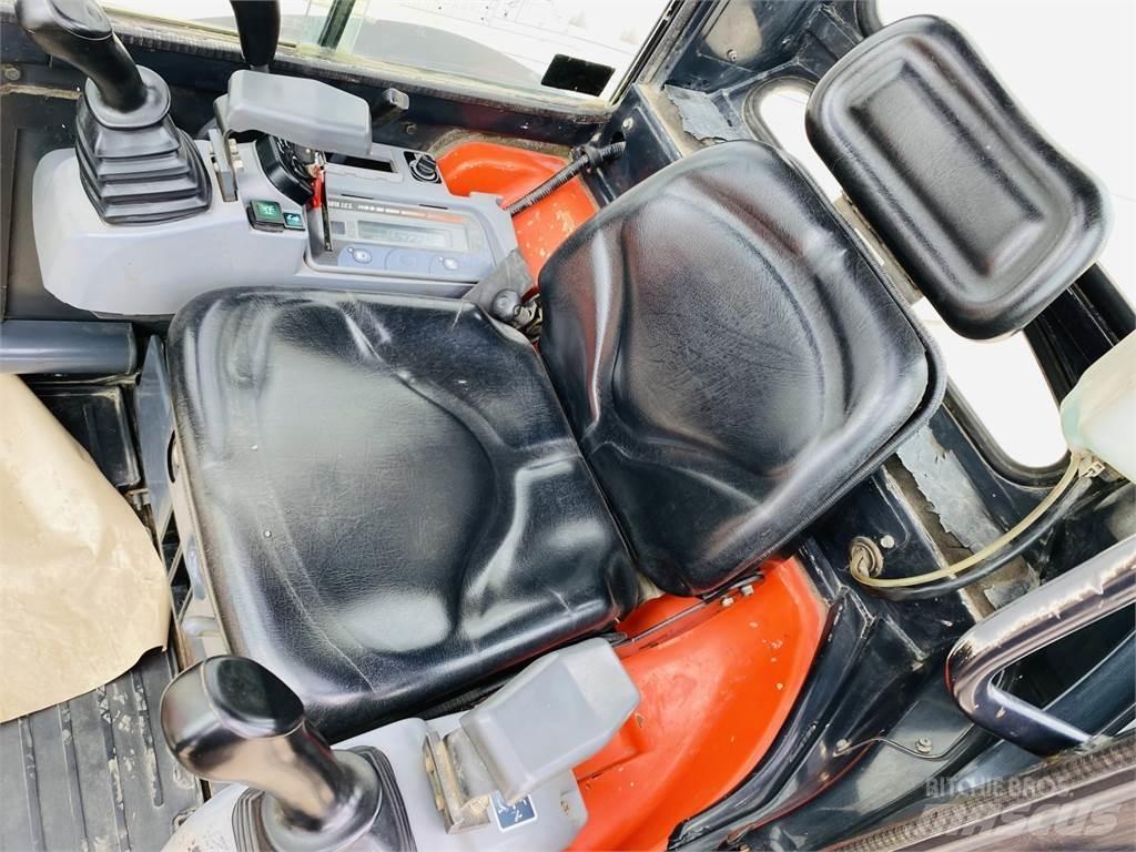 Kubota U25-3EU 小型挖土機/掘鑿機<7t(小型挖掘機)