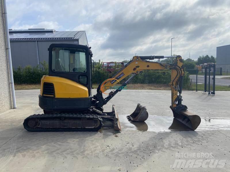 Bobcat E 35 旋轉式挖土機/掘鑿機/挖掘機