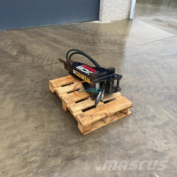 JCB HM012T 鐵鎚/碎石機