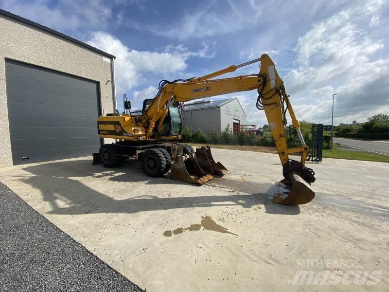 JCB JS145W 旋轉式挖土機/掘鑿機/挖掘機