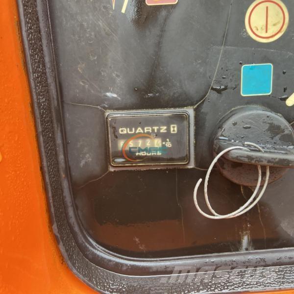 JLG 860SJ 曲臂高空作業車