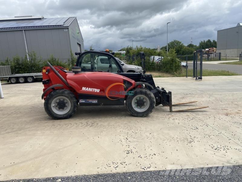 Manitou MLT625 伸縮臂操作車