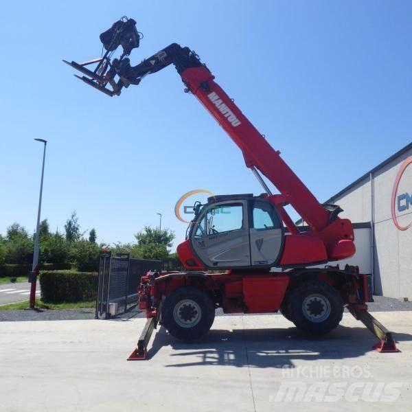 Manitou MRT2150 伸縮臂操作車