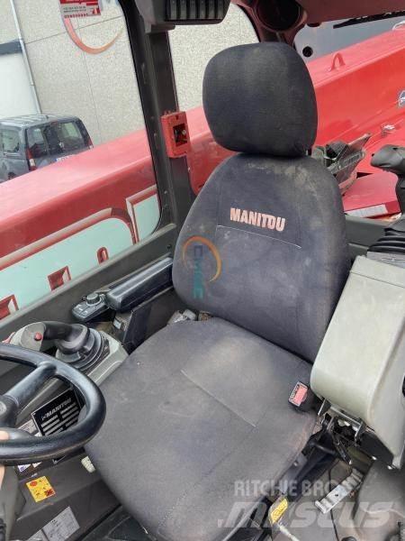 Manitou MRT2470 伸縮臂操作車