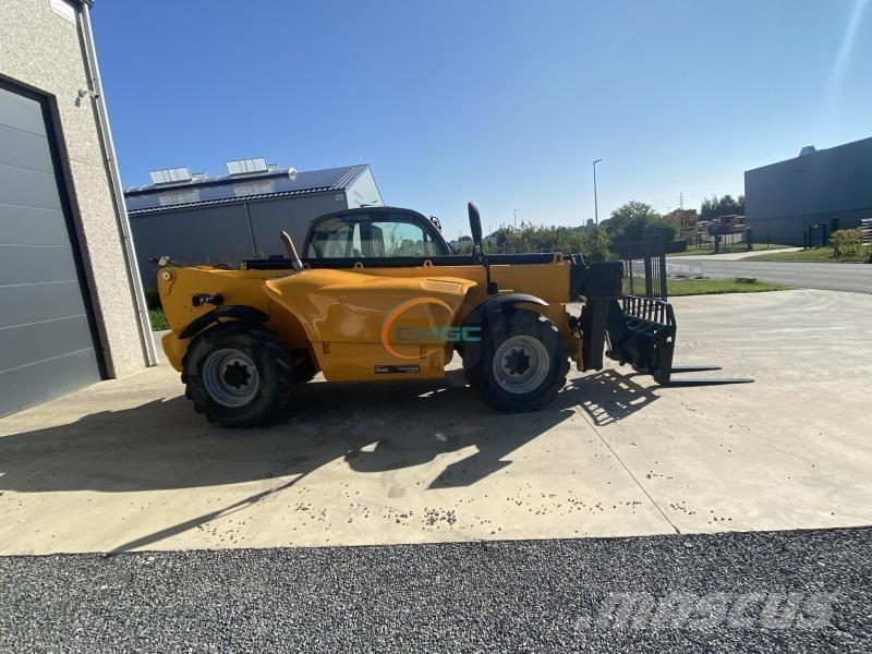 Manitou MT 1440 伸縮臂操作車