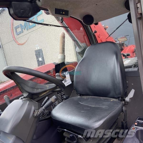 Manitou MT1335 伸縮臂操作車