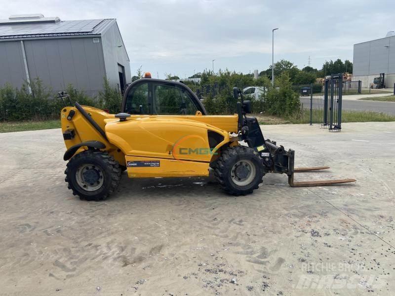 Manitou MT625 伸縮臂操作車