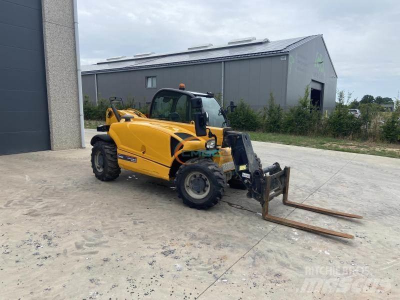 Manitou MT625 伸縮臂操作車