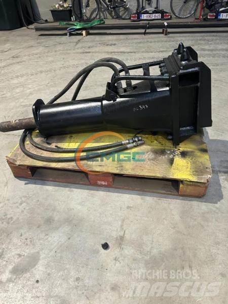 Montabert SC 28 鐵鎚/碎石機