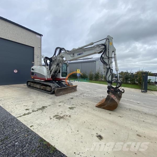 Takeuchi TB215R 旋轉式挖土機/掘鑿機/挖掘機