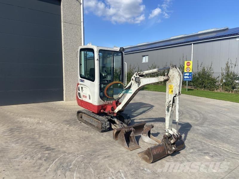Takeuchi TB216 旋轉式挖土機/掘鑿機/挖掘機