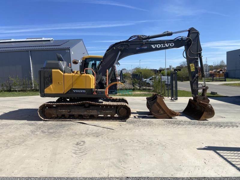 Volvo L 40 旋轉式挖土機/掘鑿機/挖掘機