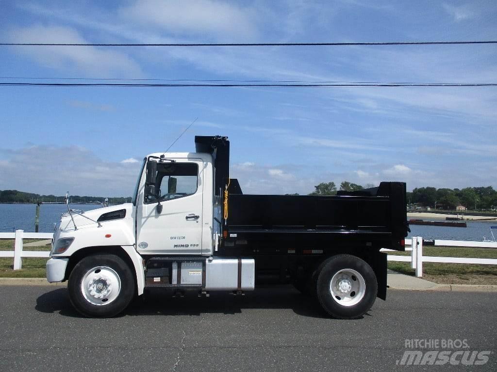 Hino 338 傾卸式卡車