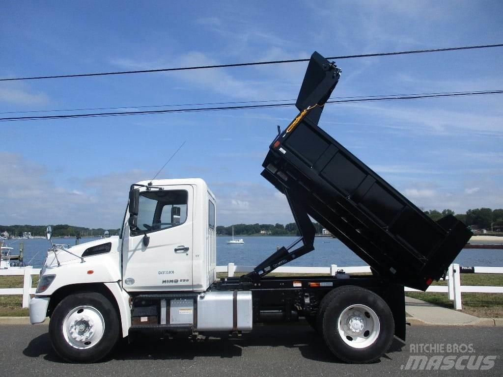 Hino 338 傾卸式卡車
