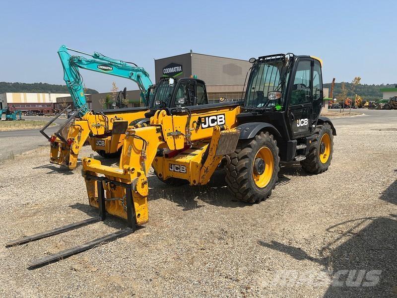JCB 540-140 伸縮臂操作車