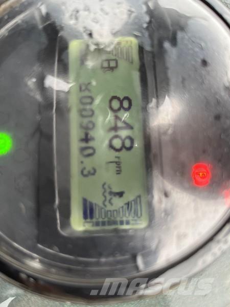 Mecalac 9MDX 側卸礦車