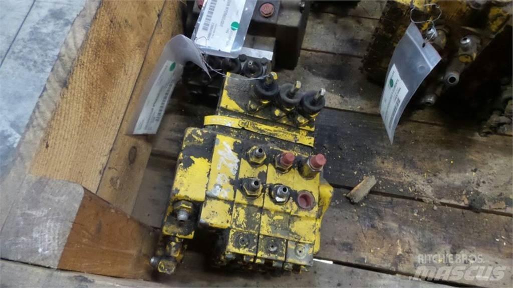 CAT 120G 油壓