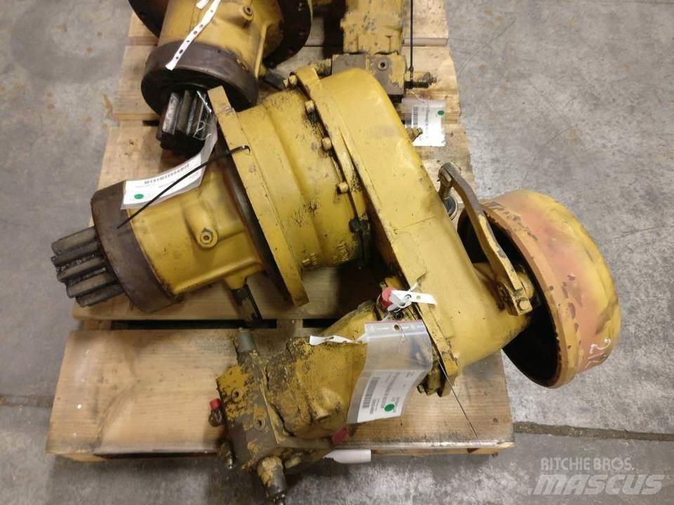 CAT 212 傳動裝置