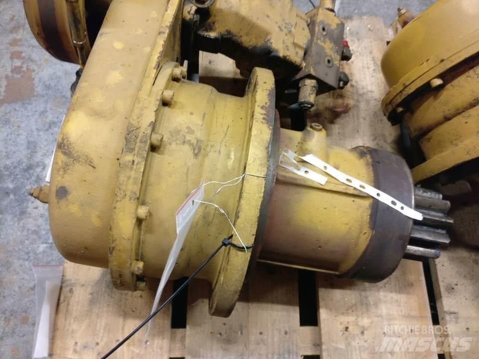 CAT 212 傳動裝置